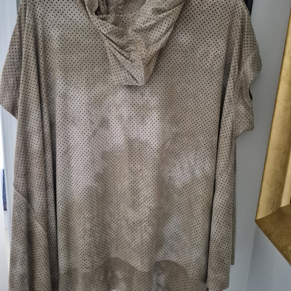 Akembika Short Sleeve Hooded Jacket XL OS - Picture 6 of 10